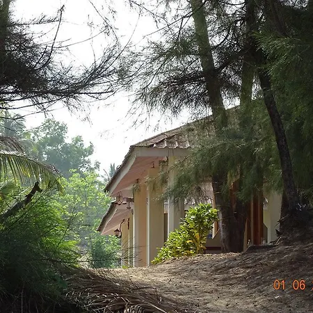 Sun Burn Beach Resort